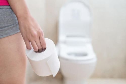 Tác dụng của cây nhọ nồi chữa dạ dày bằng cách cải thiện vấn đề khó tiêu và táo bón cho người bệnh