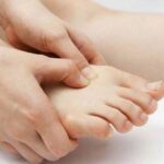 Bấm huyệt nào chữa chứng mất ngủ?