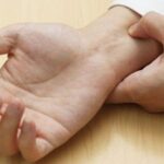 Có thể bấm huyệt chữa ngủ ngáy không?