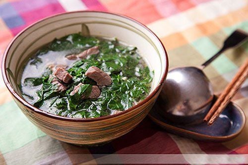 20211205_063658_874564_rau_te_thai1_max_1800x1800_jpg_6375df137c Canh rau tề thái rất tốt cho các trường hợp chảy máu cam, đái ra máu...