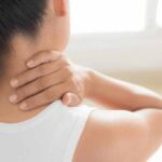 Cách điều trị thoái hóa cột sống cổ bằng vật lý trị liệu
