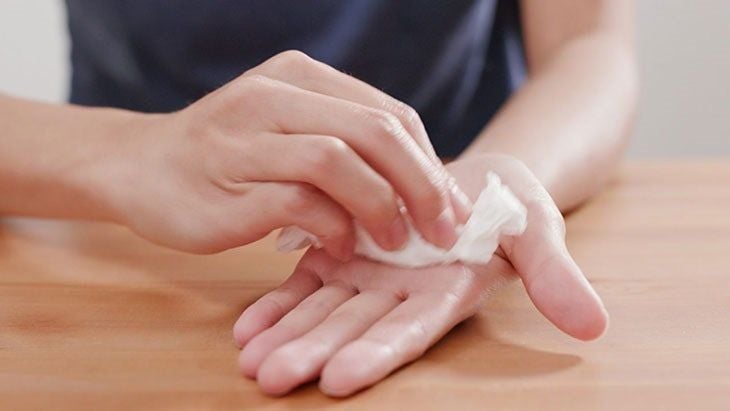 Đông y chữa ra mồ hôi tay chân