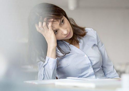 Giảm triệu chứng mãn kinh là tác dụng của cỏ linh lăng